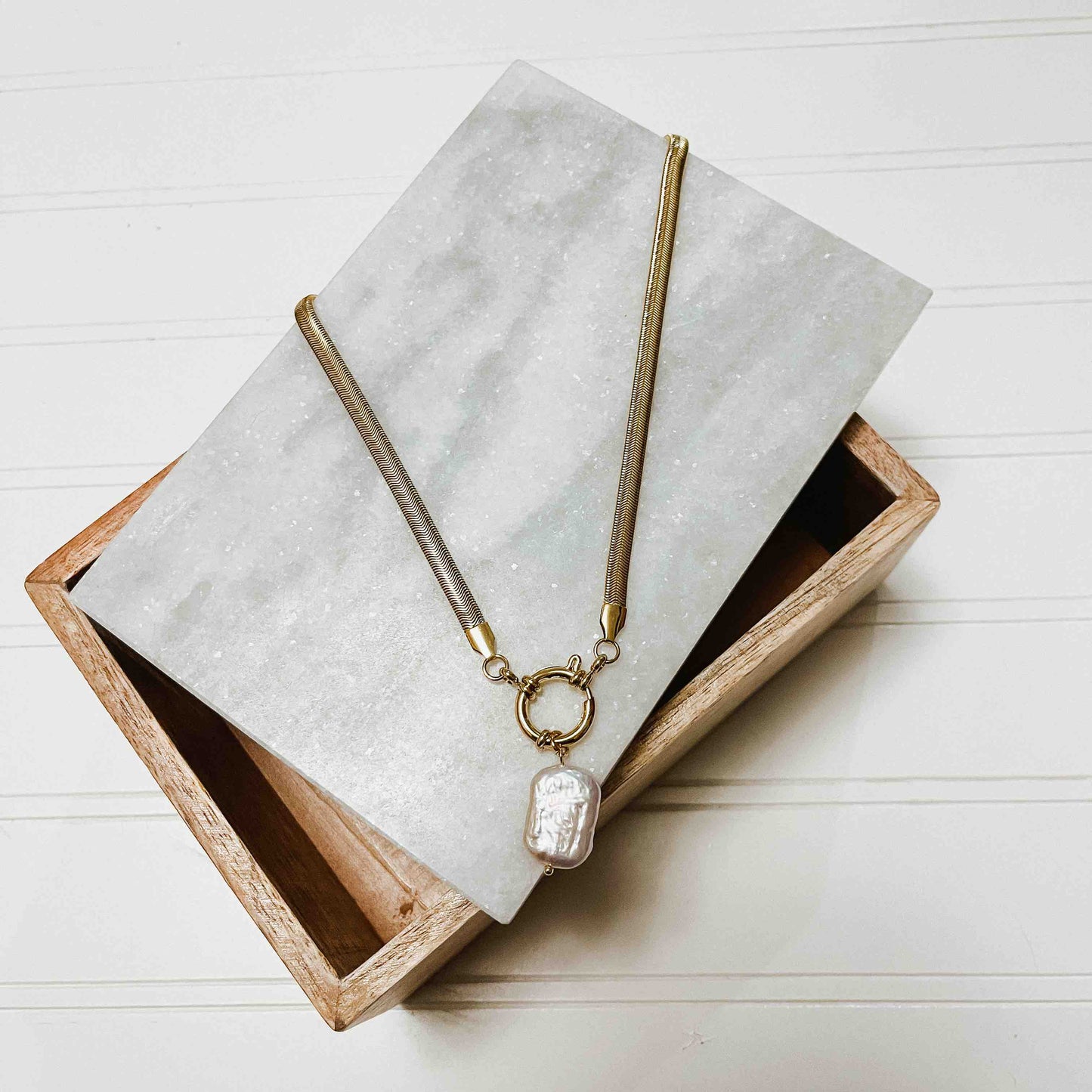 Mother of Pearl Necklace *Waterproof*