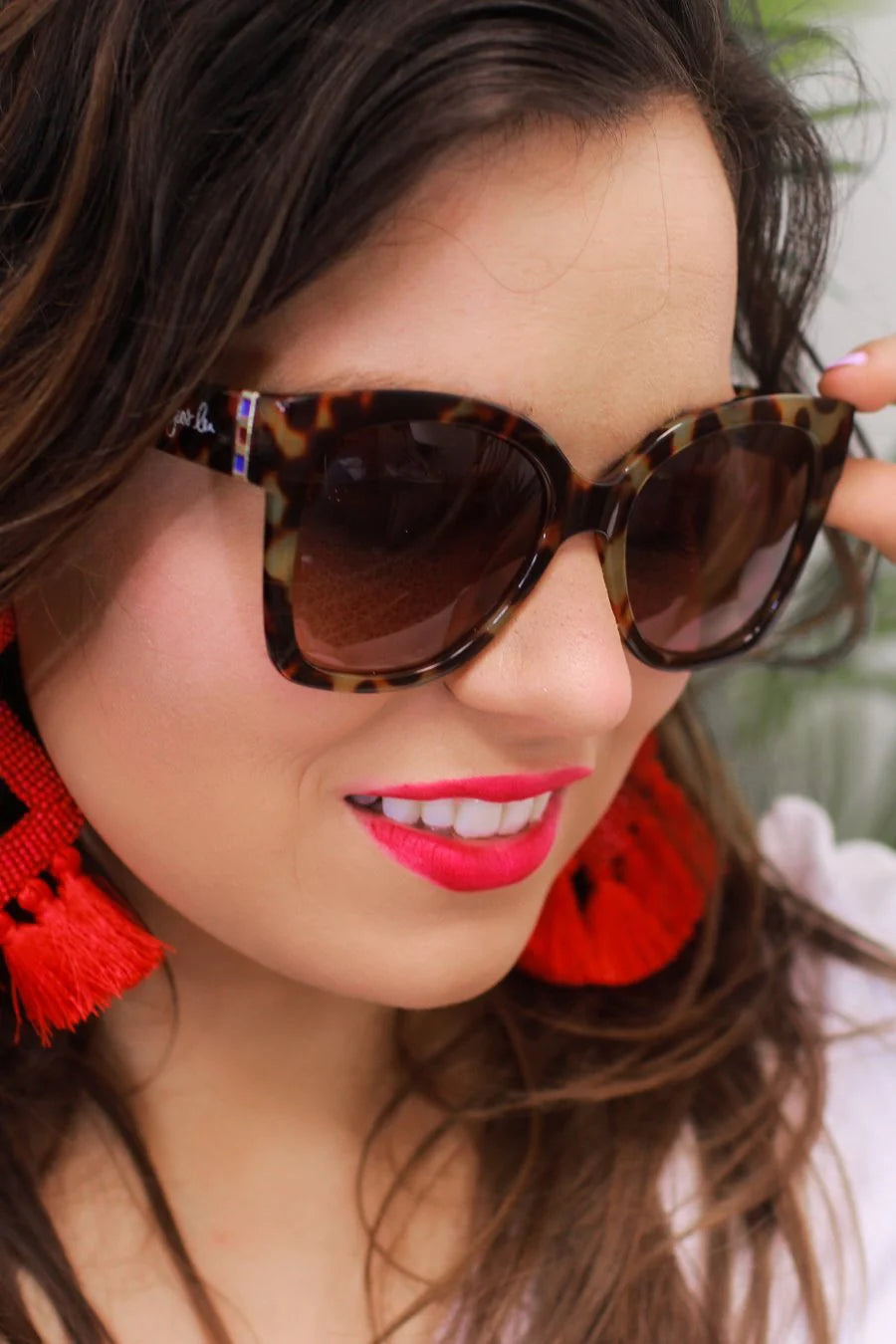 Red Carpet Cat Eye Brown Sunglasses